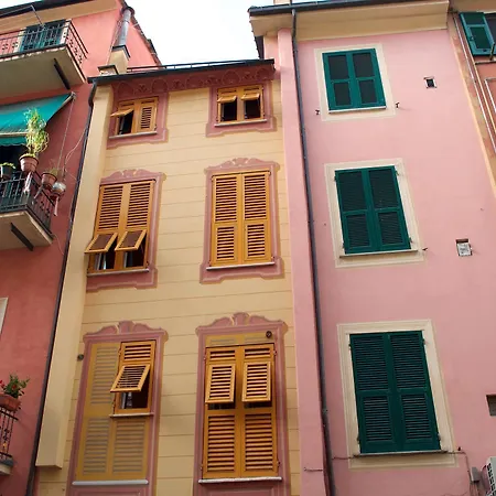 Giramondo Pensión Rapallo